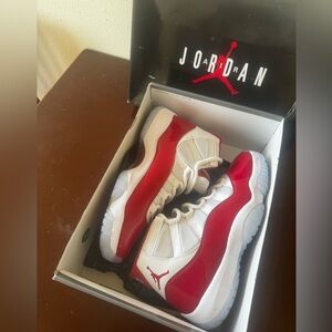 Jordan 11 Cherry